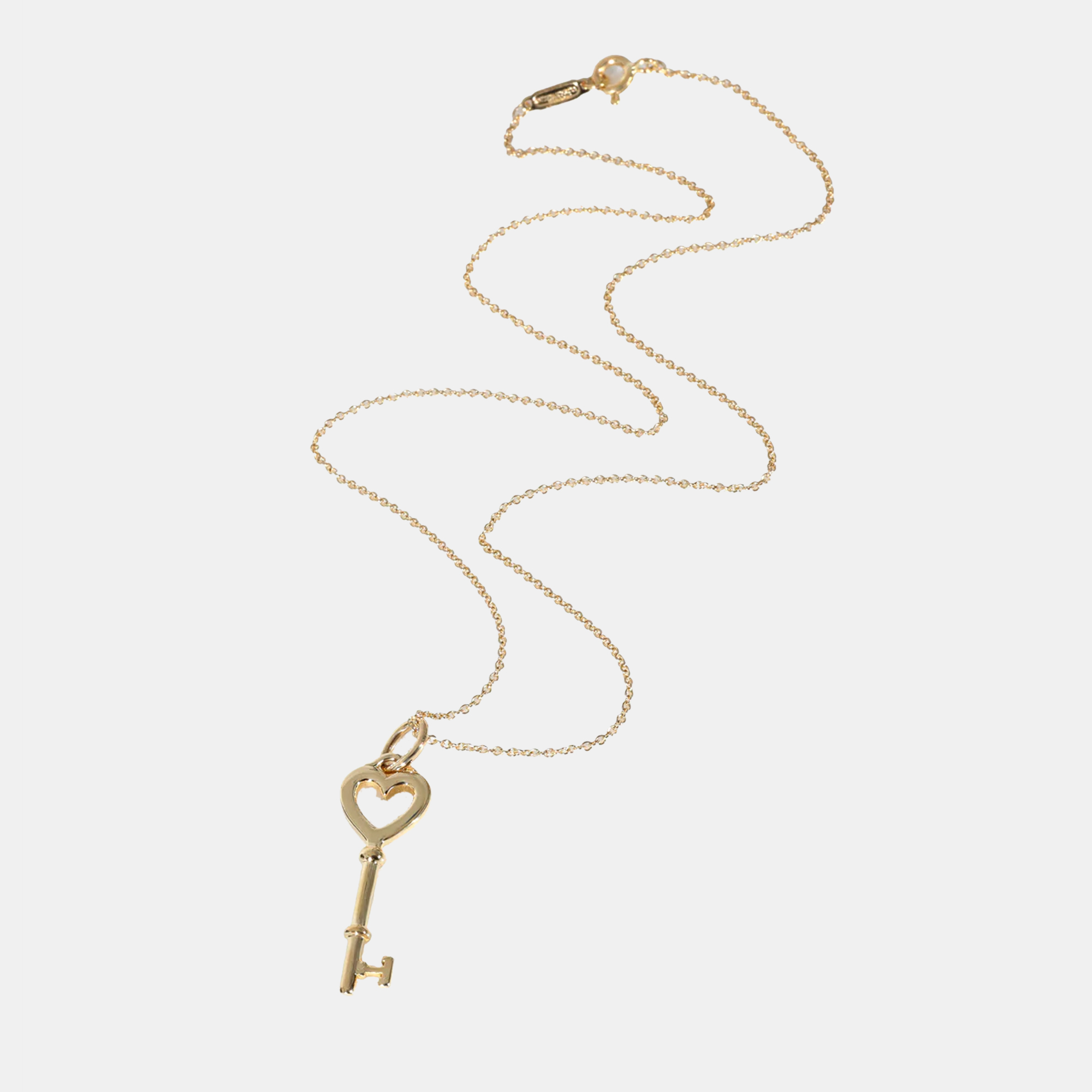 

Tiffany & Co.Key Pendant on Chain in 18K Yellow Gold