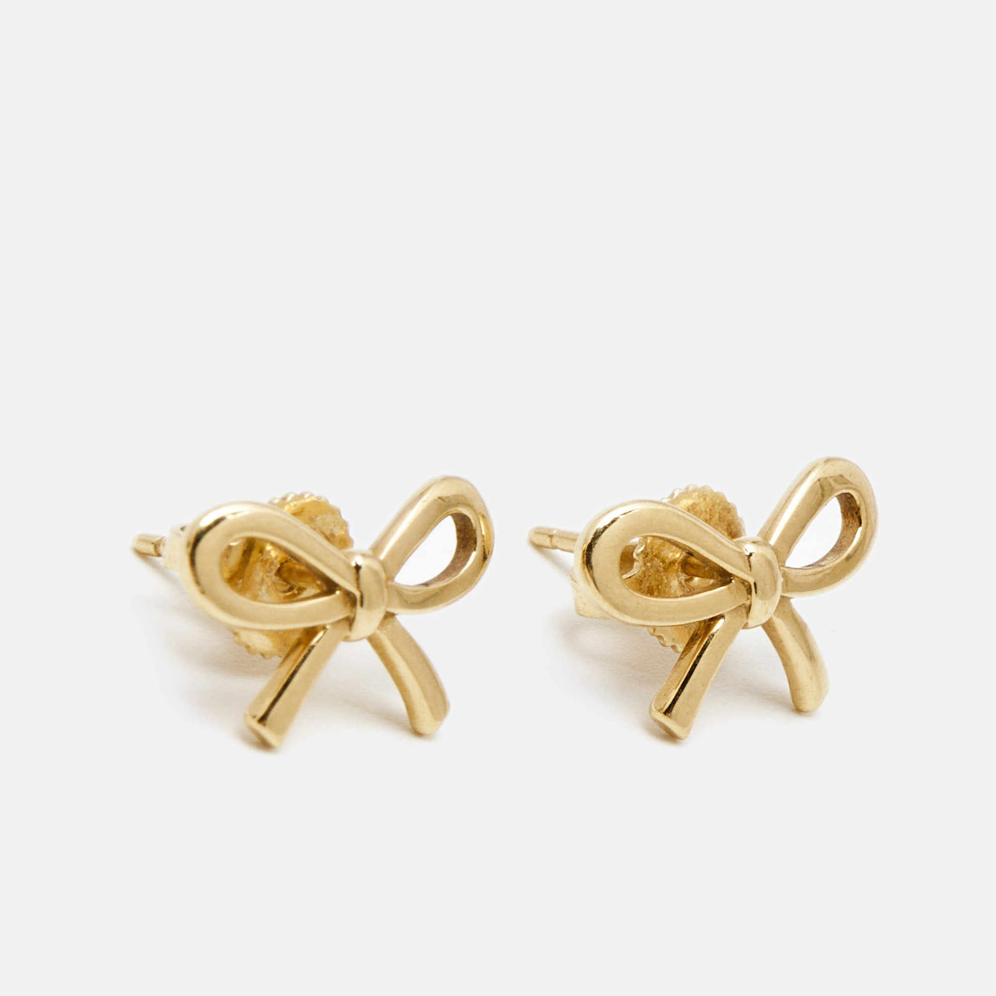 

Tiffany & Co. Tiffany Bow 18k Yellow Gold Stud Earrings