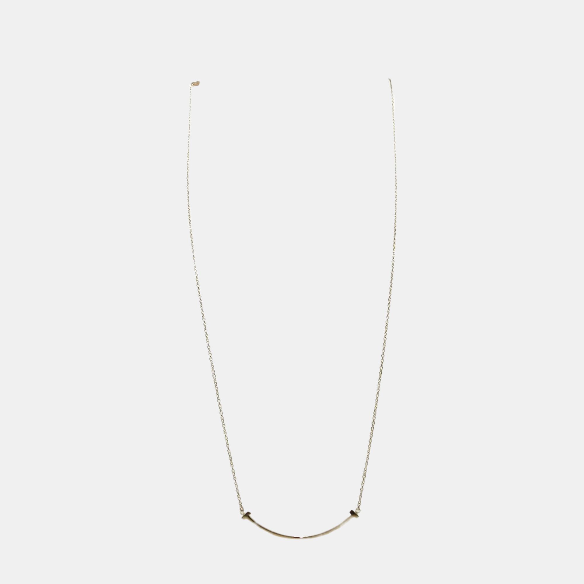 

Tiffany & Co Gold Yellow Gold Smile necklace jewelry