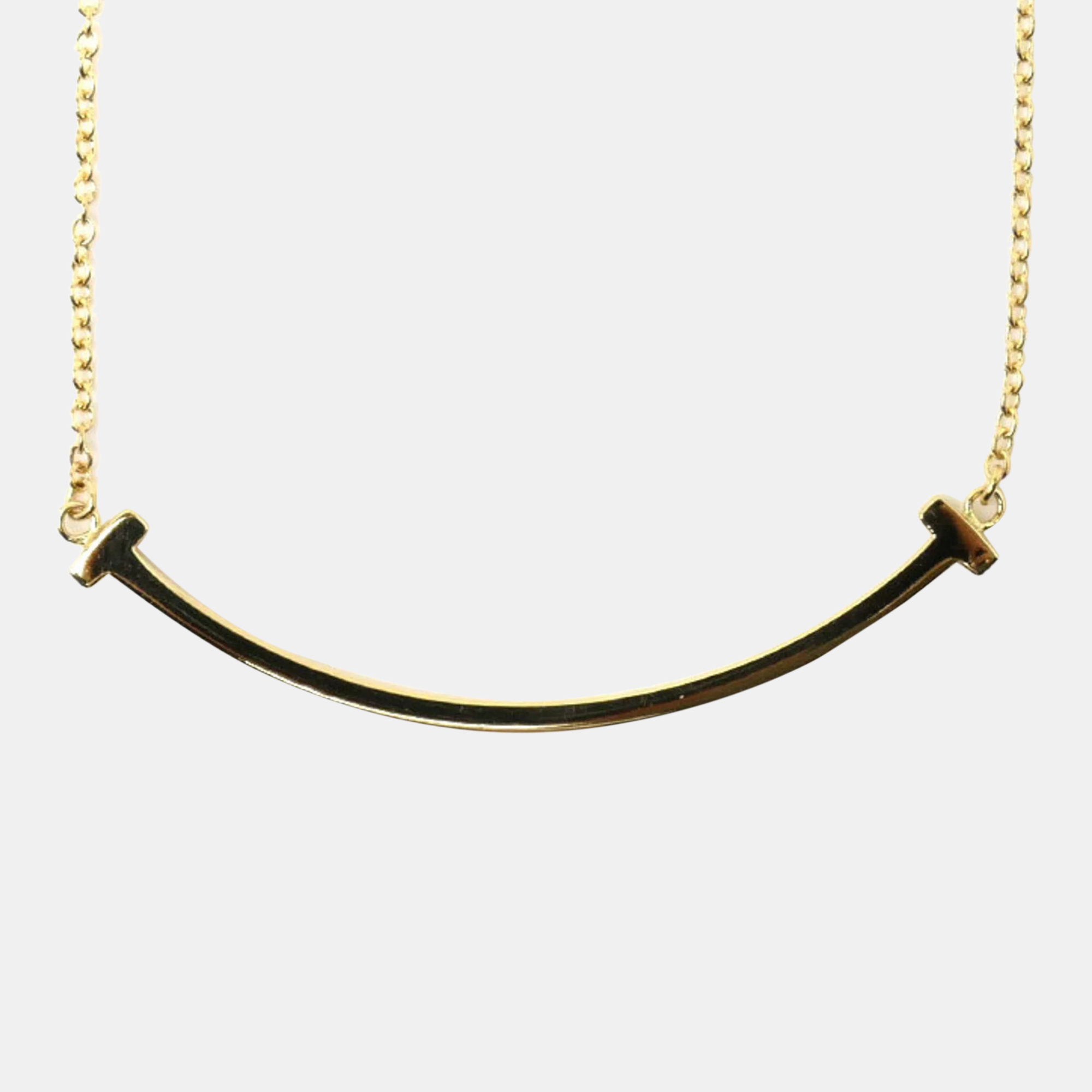 

Tiffany & Co. 18K Yellow Gold T Smile Small Necklace