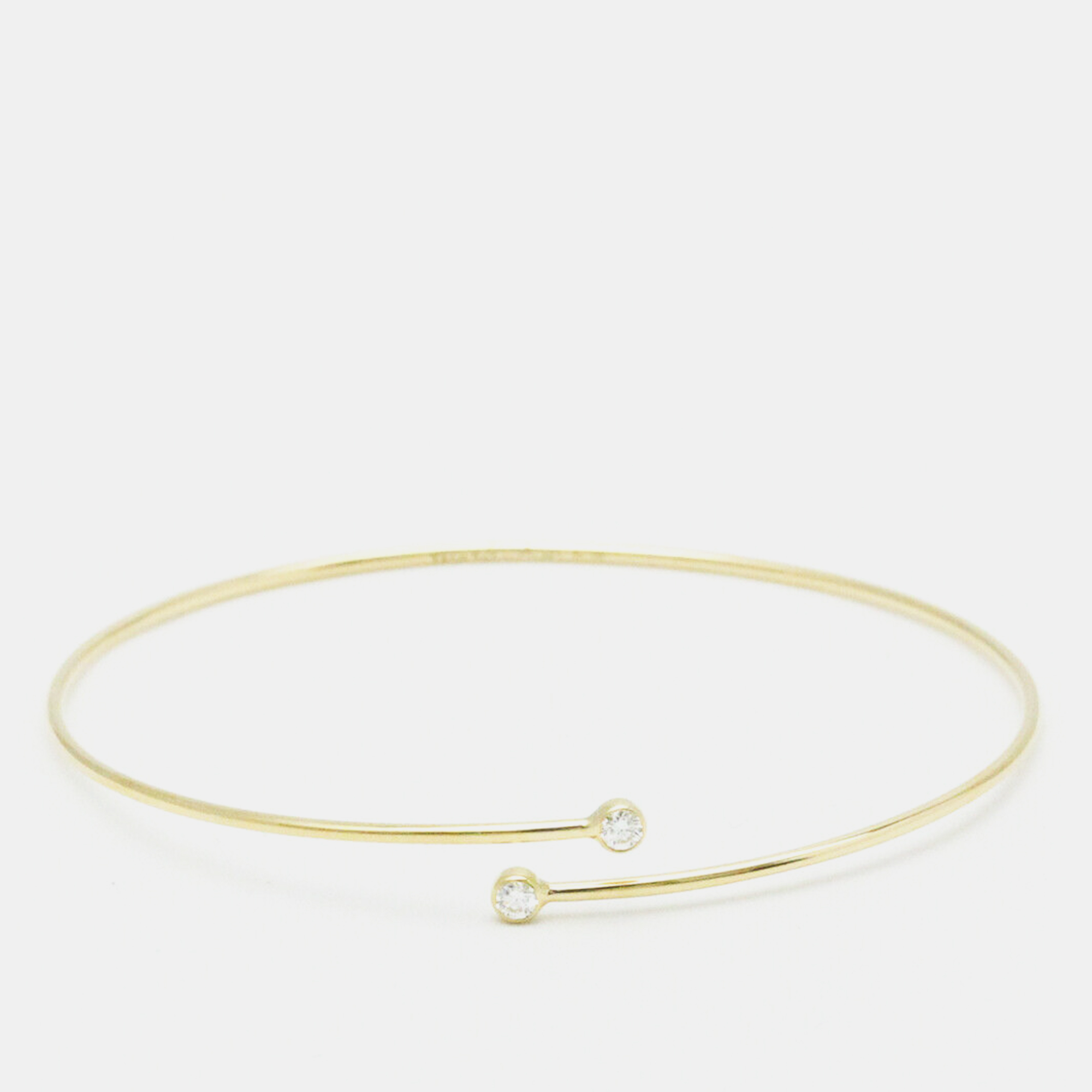 

Tiffany & Co. 18K Yellow Gold and Diamond Elsa Peretti Single Hoop Bangle Bracelet