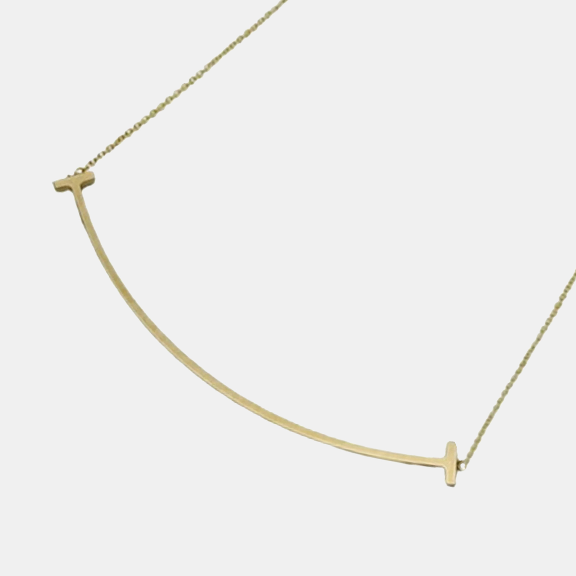

Tiffany & Co. 18K Yellow Gold T Smile Pendant Necklace