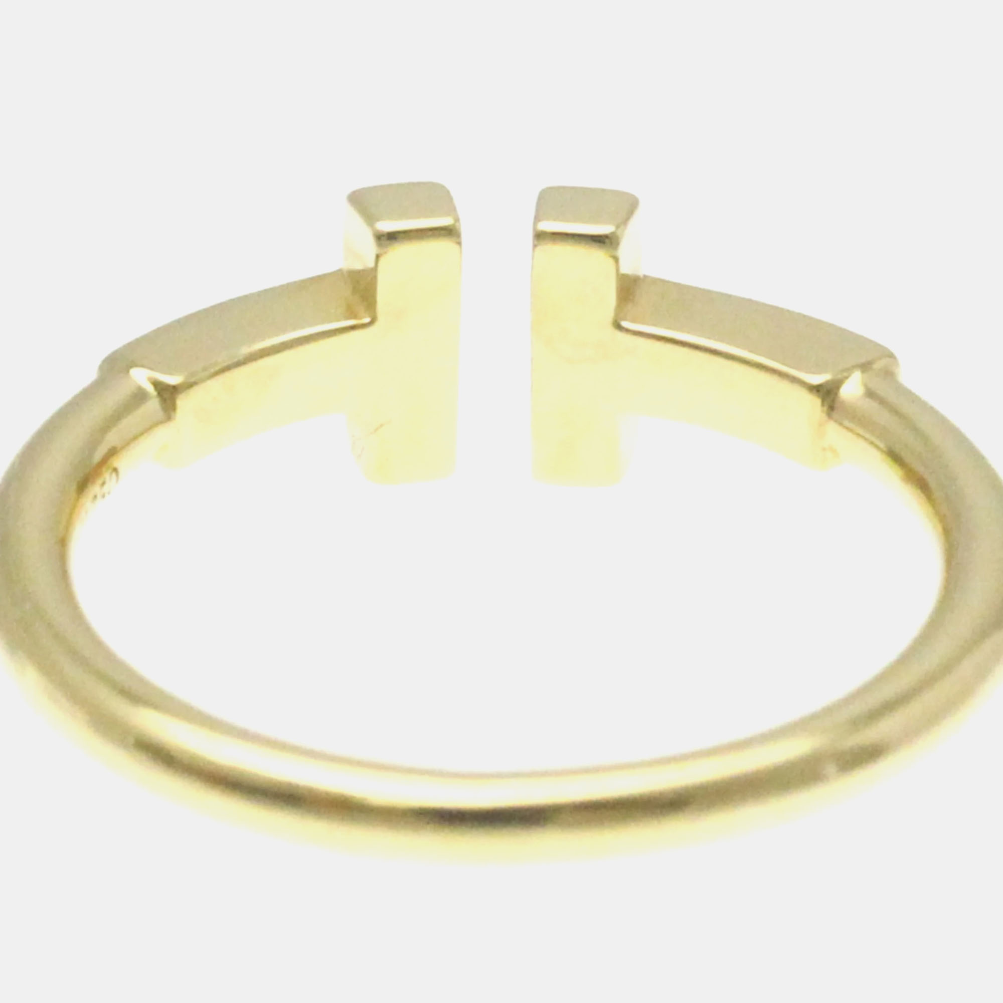 

Tiffany & Co. 18K Yellow Gold T Wire Ring US5