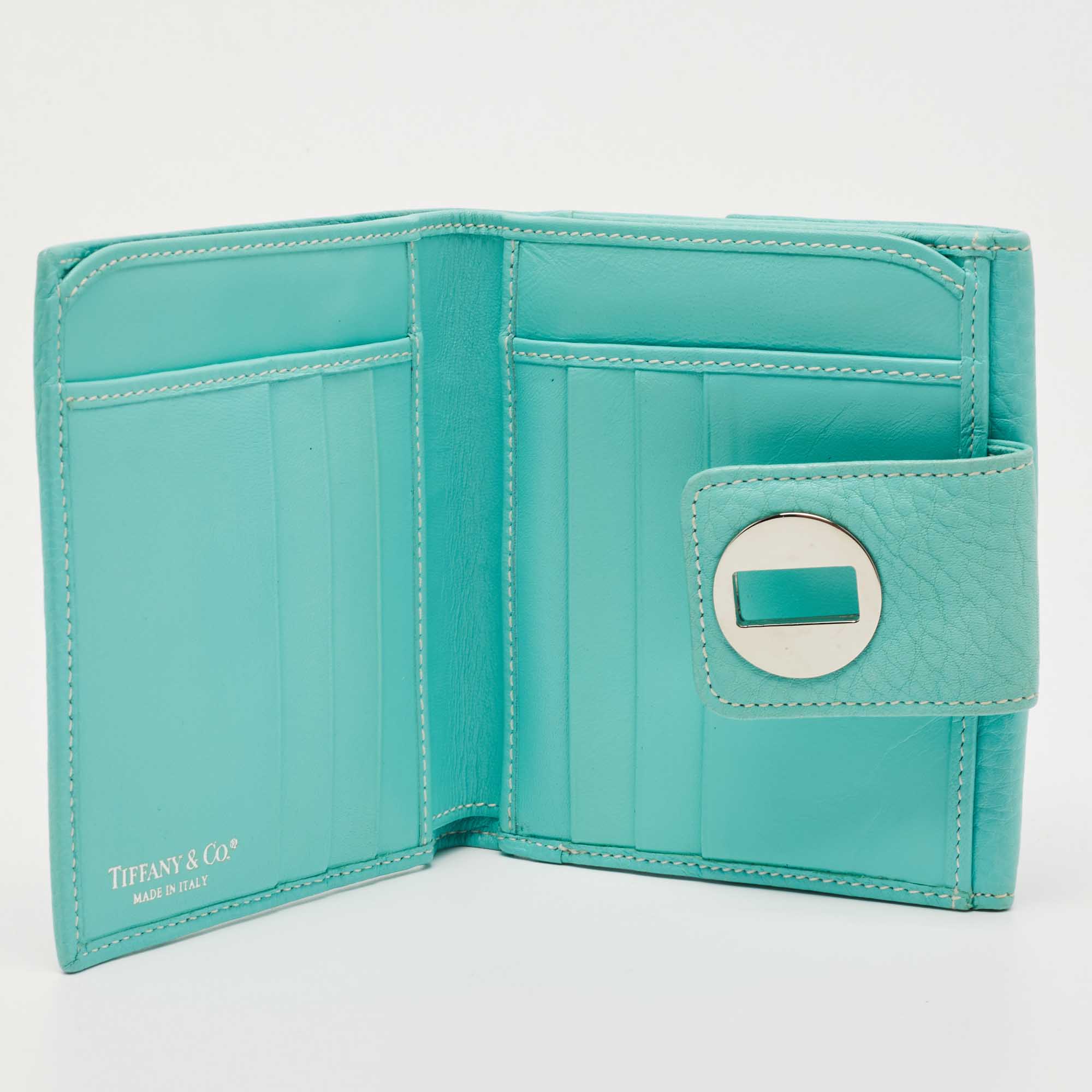 

Tiffany & Co.Turquoise Leather Turnlock French Wallet, Green