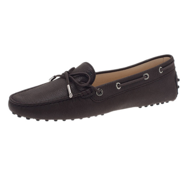 Pre Owned حذاء لوفر تودز فيونكة جلد بني مقاس 40.5