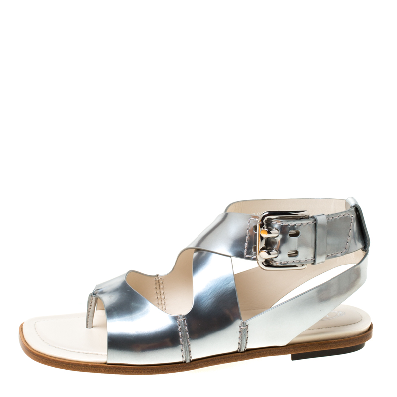 

Tod's Metallic Silver Leather Cross Strap Flat Sandals Size