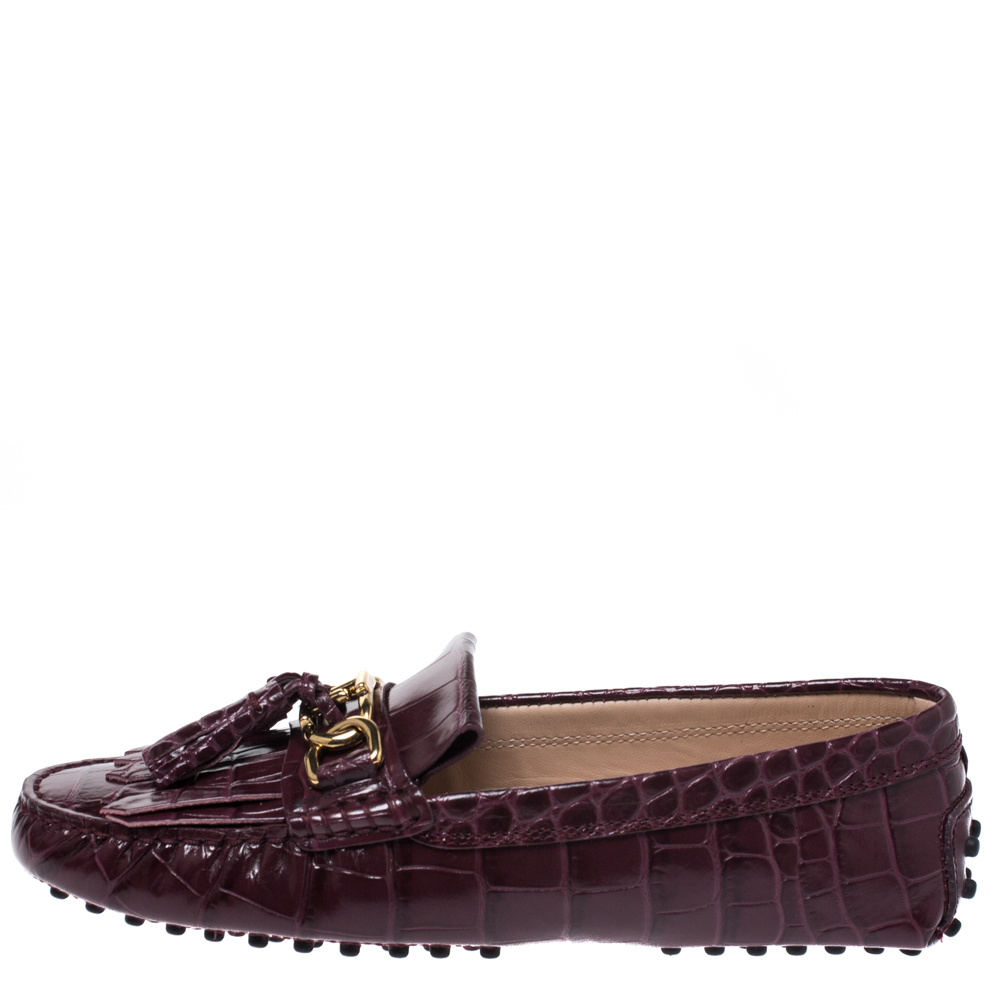 

Tod's Burgundy Croc Embossed Leather Tassel Fringe Detail Loafers Size