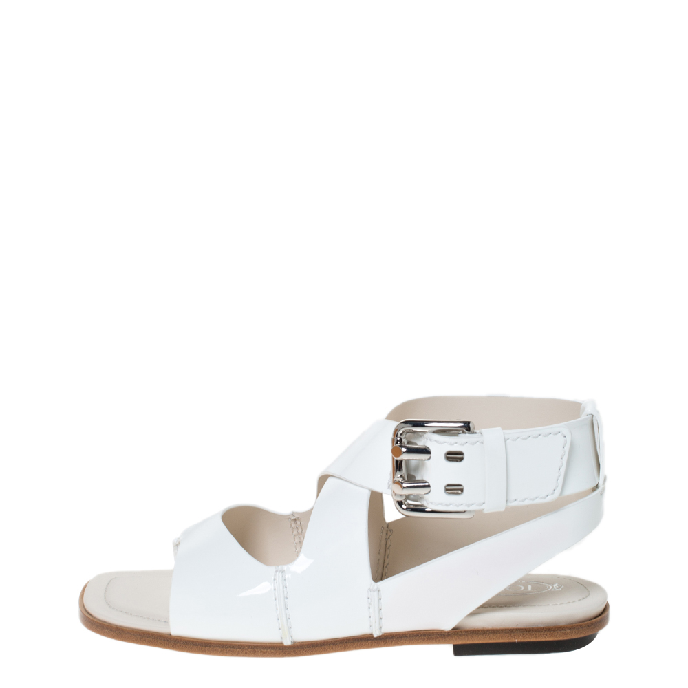 

Tod's White Patent Leather Ankle Strap Flat Sandals Size
