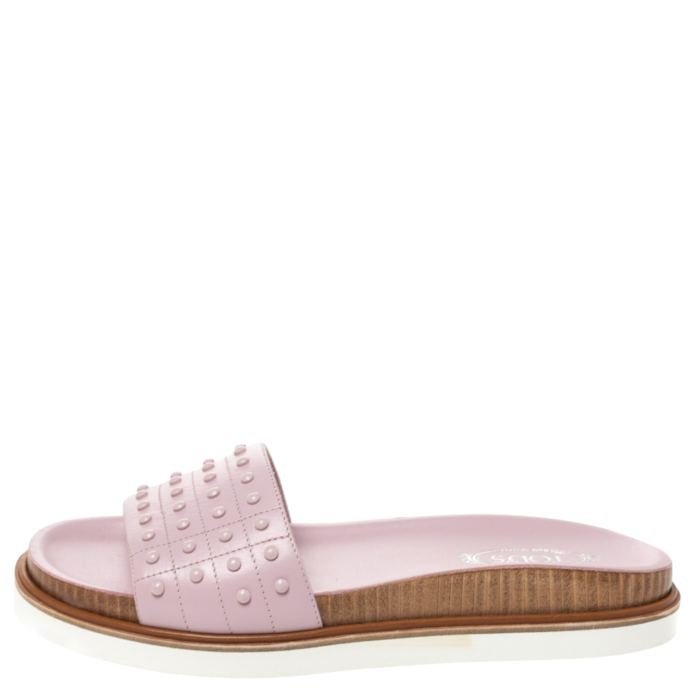 

Tod's Pink Leather Studded Flat Slides Size