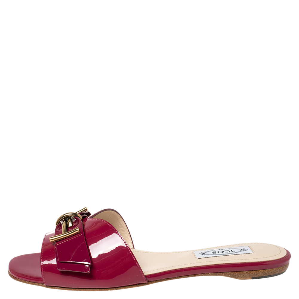 

Tod's Magenta Patent Leather T Ribbon Flat Sandals Size, Pink