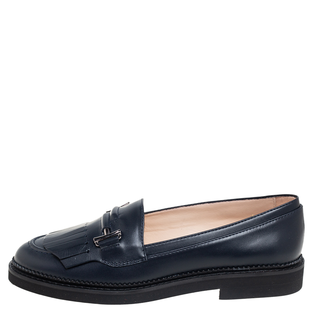 

Tod's Navy Blue Leather Fringed Loafers Size