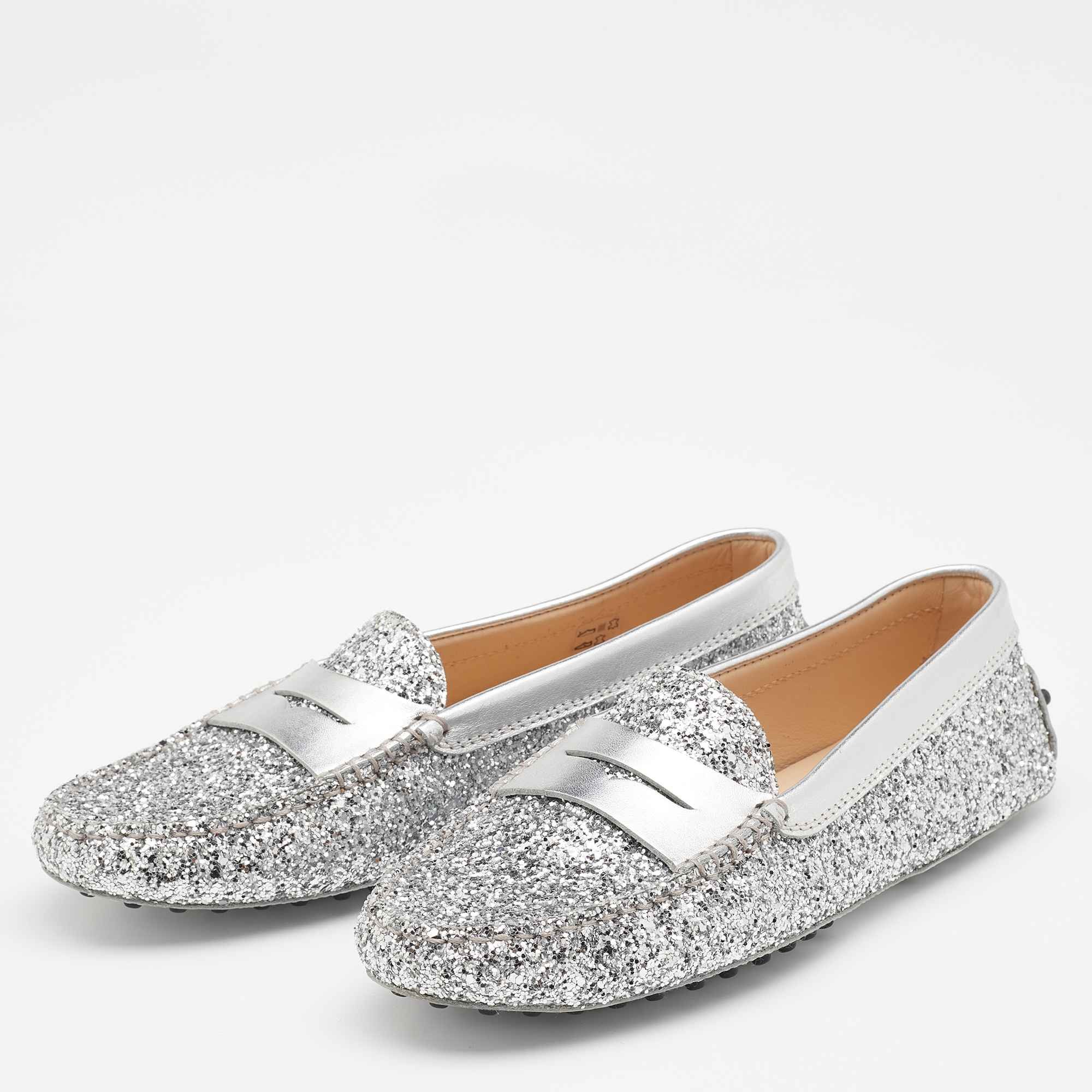 

Tod's Silver Glitter And Leather Penny Slip On Loafers Size