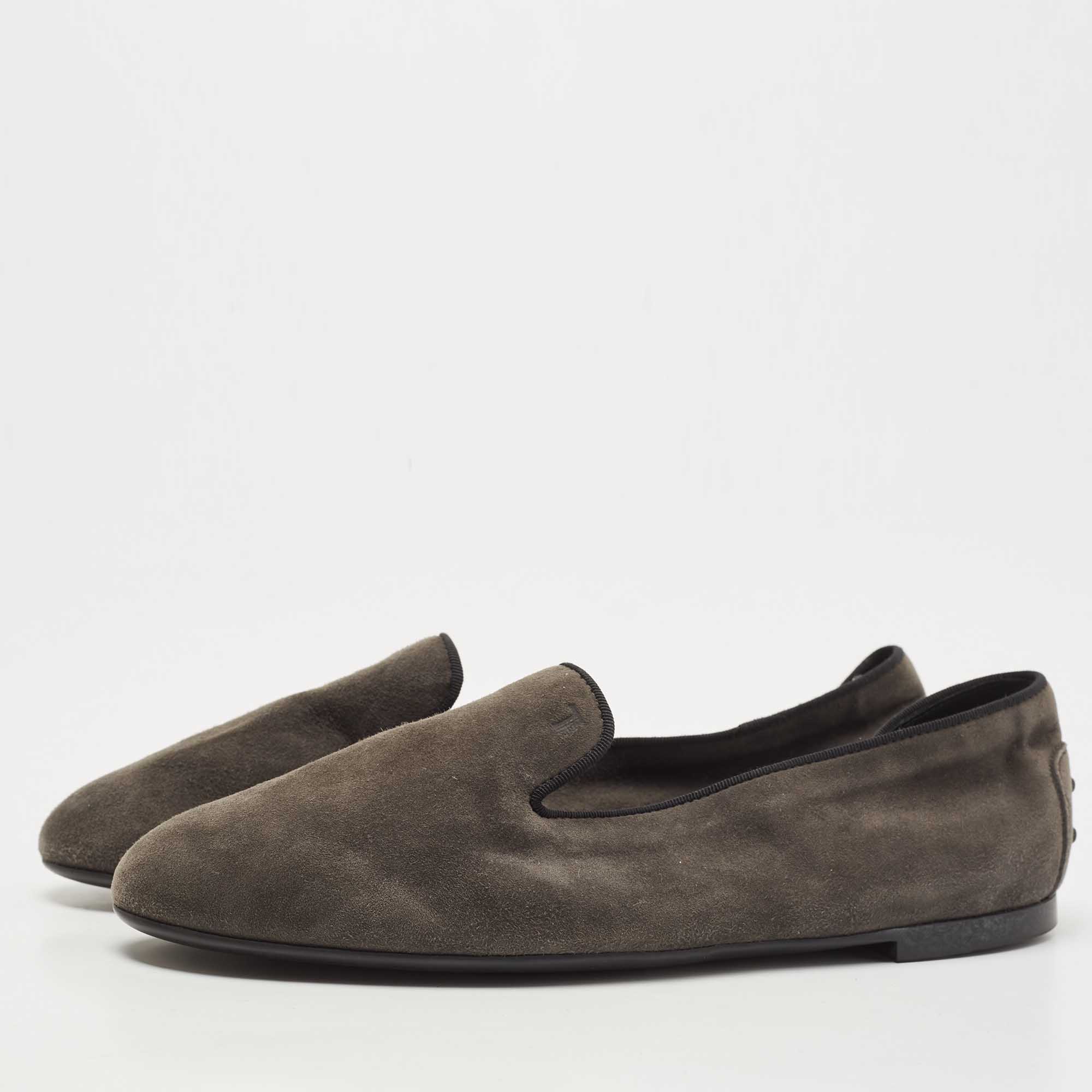 

Tod's Grey Suede Smoking Slippers Size