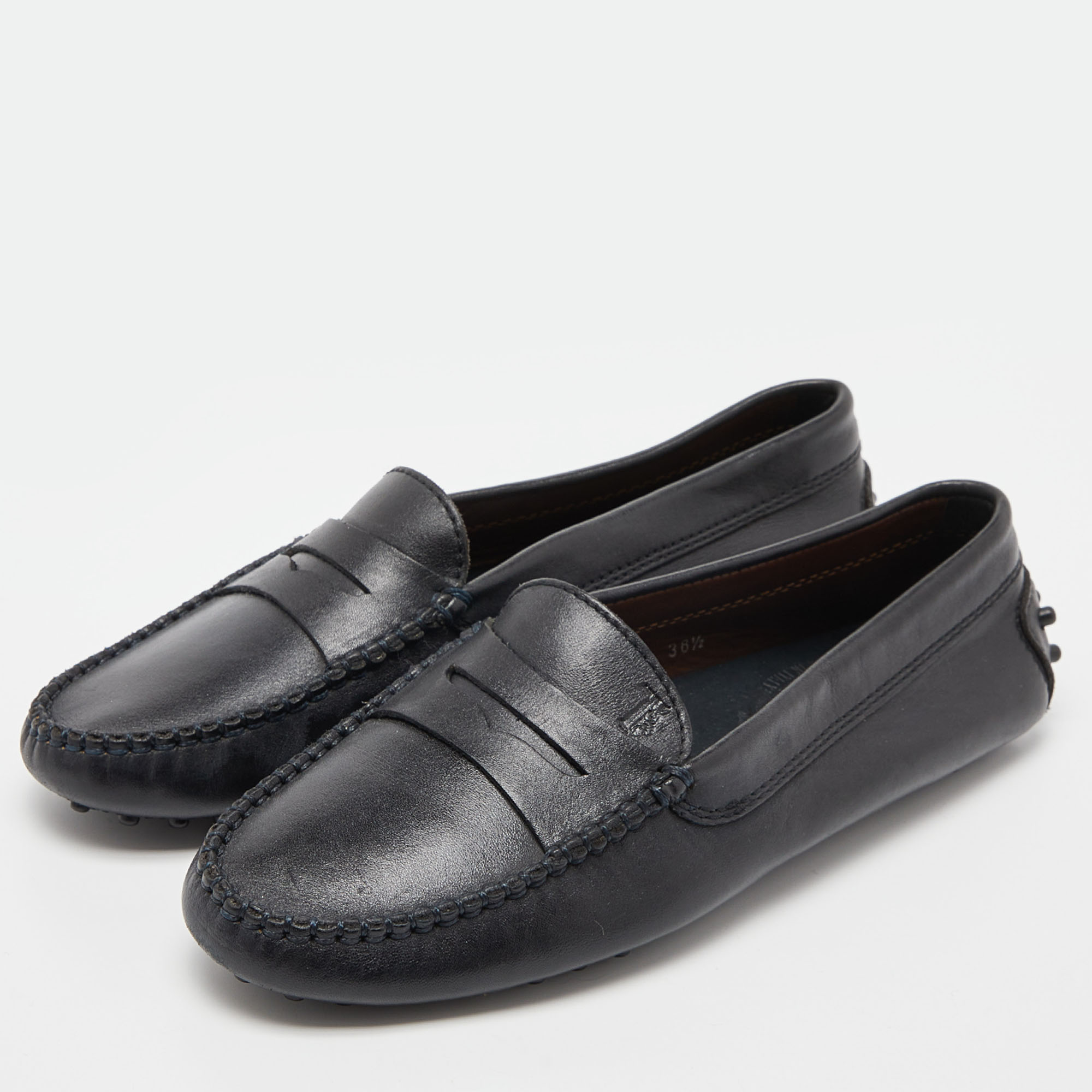 

Tod's Black Leather Penny Loafers Size
