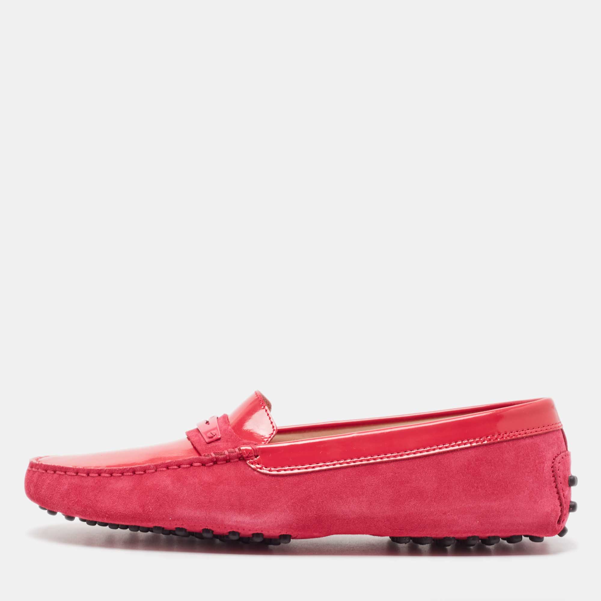 

Tod's Red Patent Leather and Suede Gommino Loafers Size, Pink