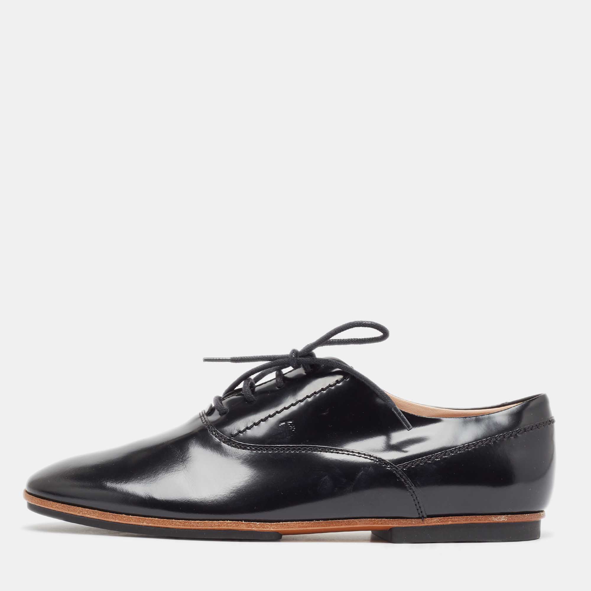 

Tod's Black Leather Oxfords Size
