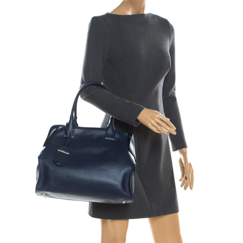 

Tod's Blue Leather Cape Shopper Tote