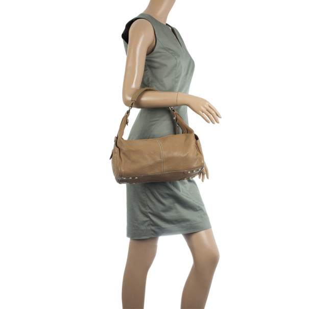 

Tod’s Beige Leather Hobo