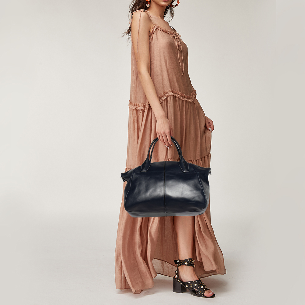 

Tod's Navy Blue Leather Tote