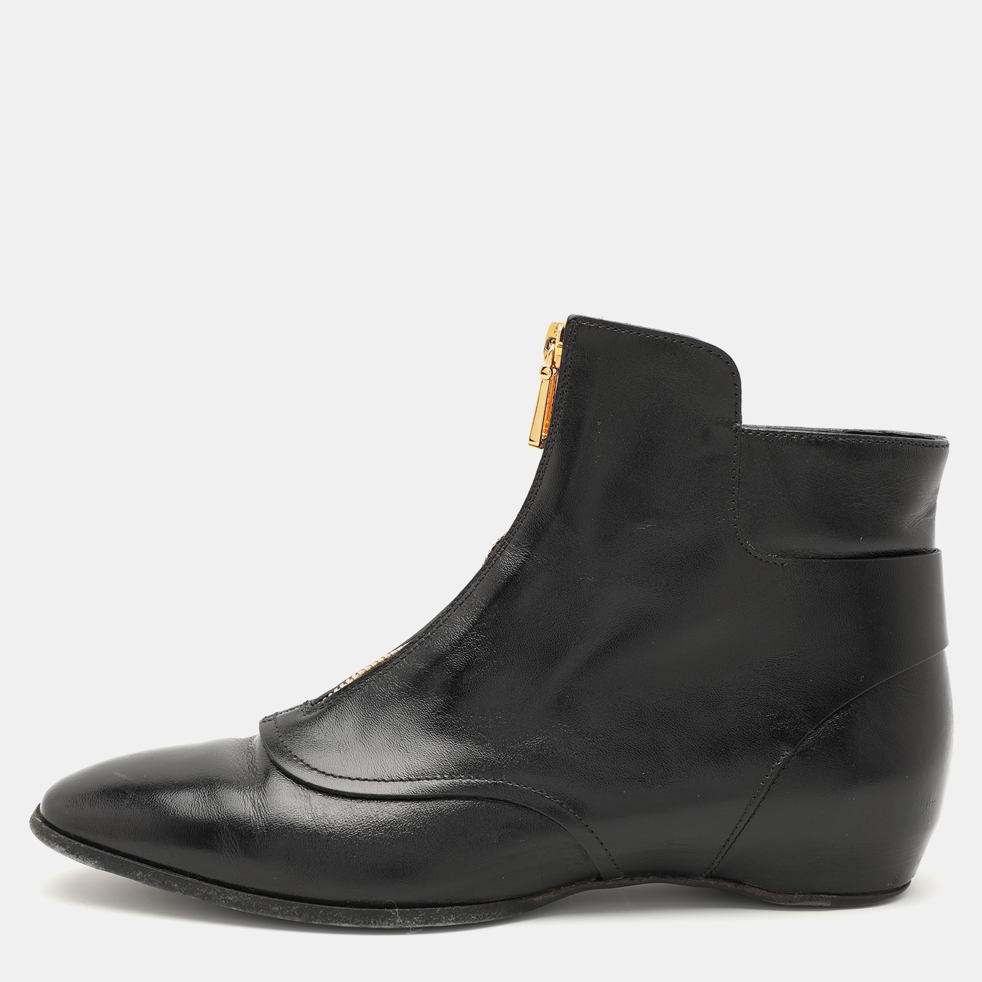 

Tod's Black Leather Ankle Boots Size