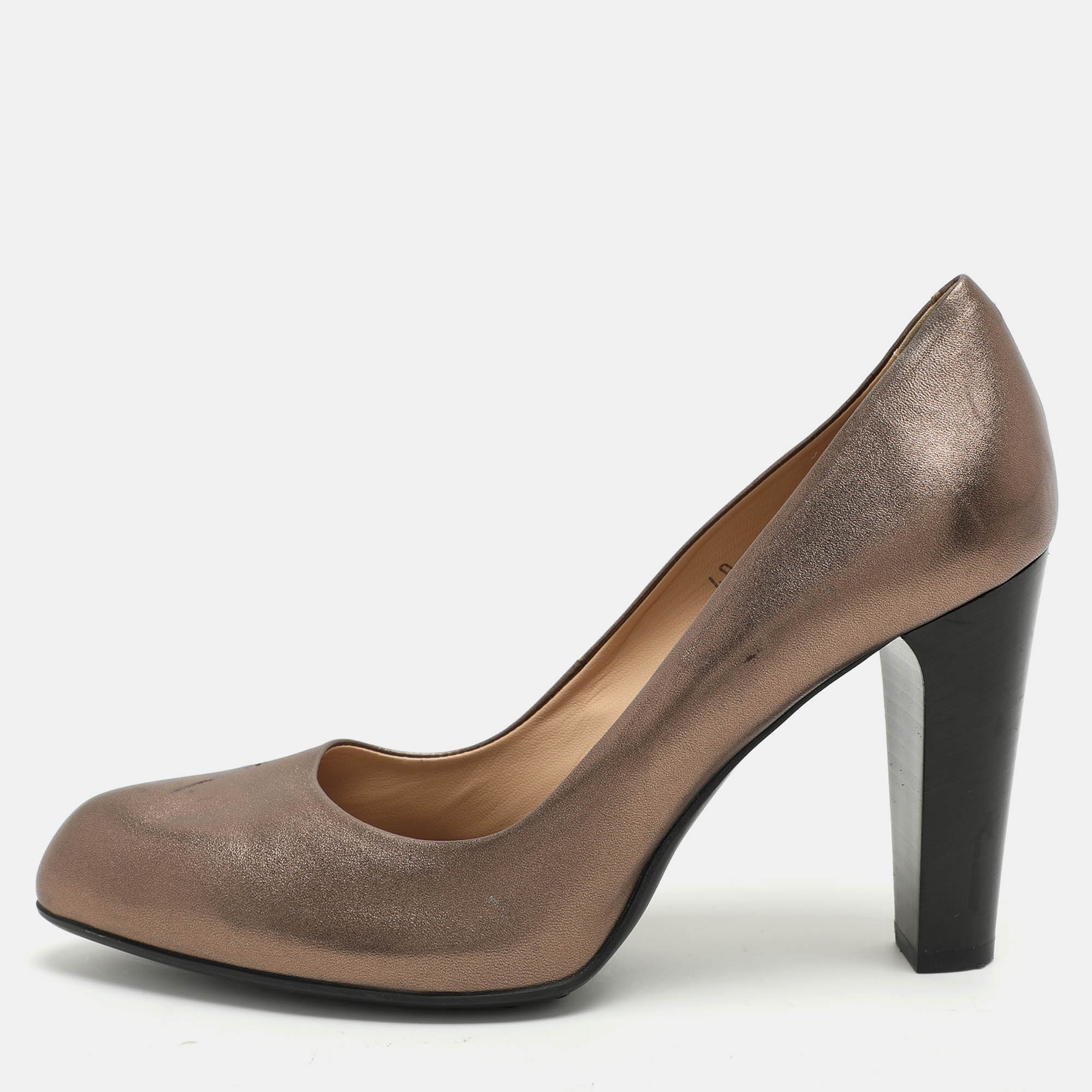 

Tod's Metallic Leather Block Heel Pumps Size