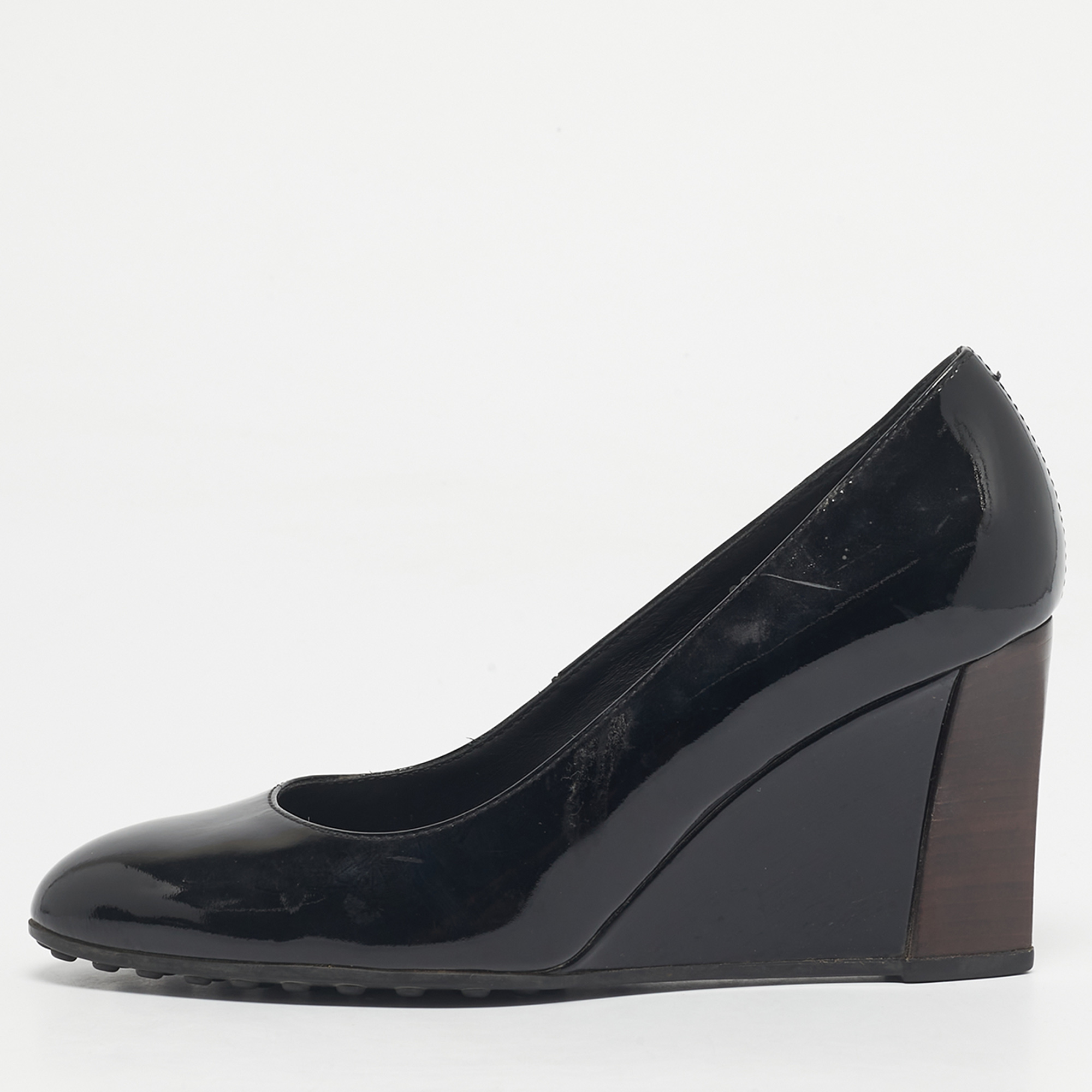 

Tod's Black Patent Leather Round Toe Wedge Pumps Size