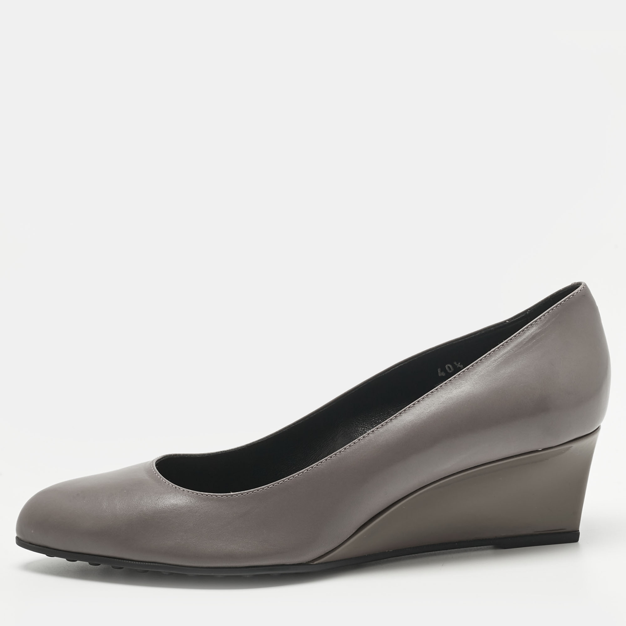 

Tod's Grey Leather Wedge Pumps Size