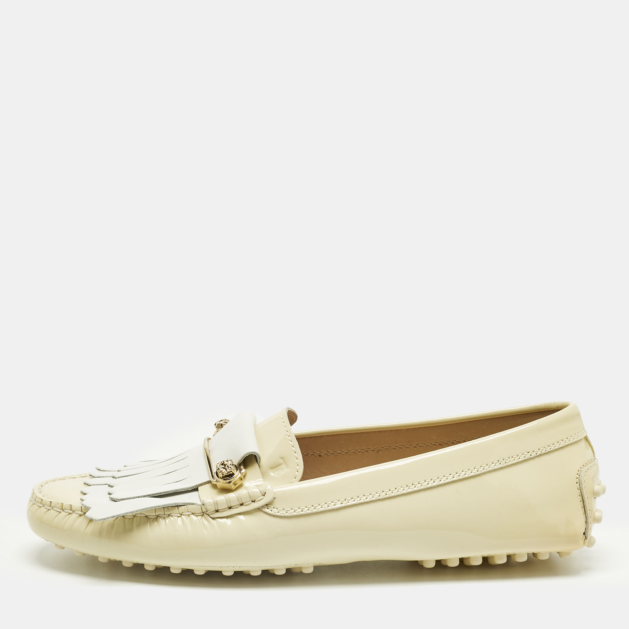 

Tod's Blush Cream/White Patent and Leather Fringe Detail Loafers Size