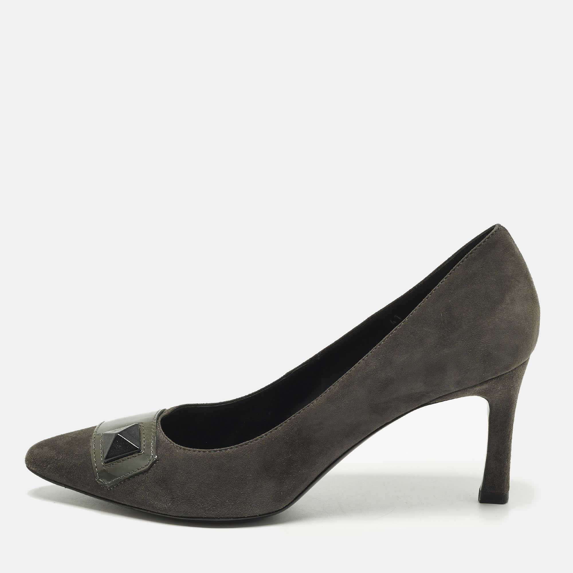 

Tod's Size  Grey Suede Stud Embellished Pumps