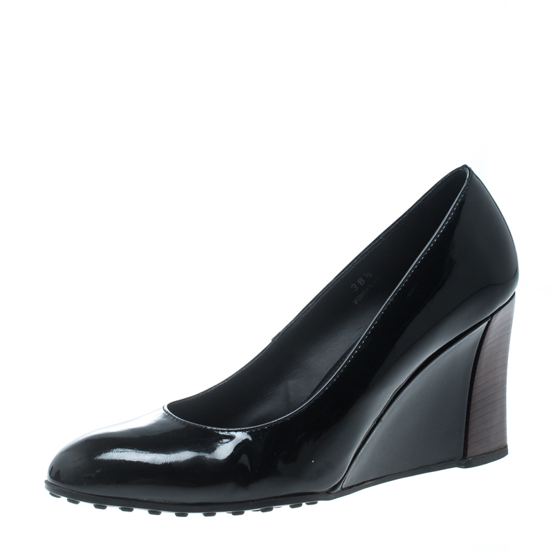Pre Owned Tod's Black Patent Leather Wedge Pumps Size 38.5