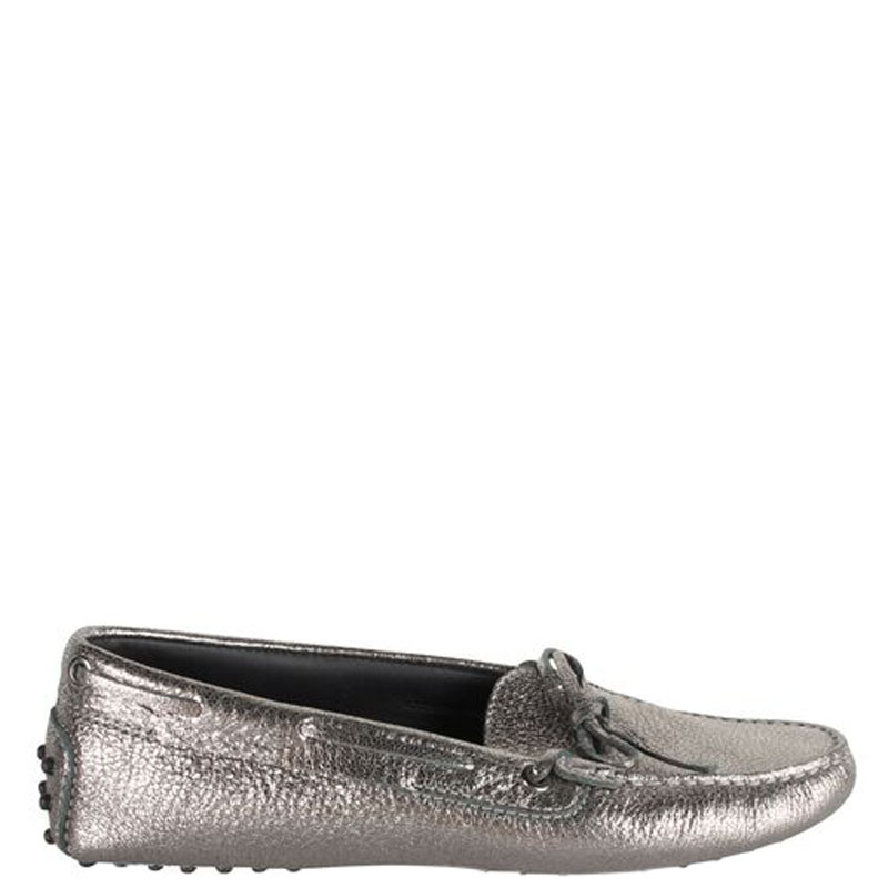 Pre-owned Tod's Silver Leather Loafers Size 39