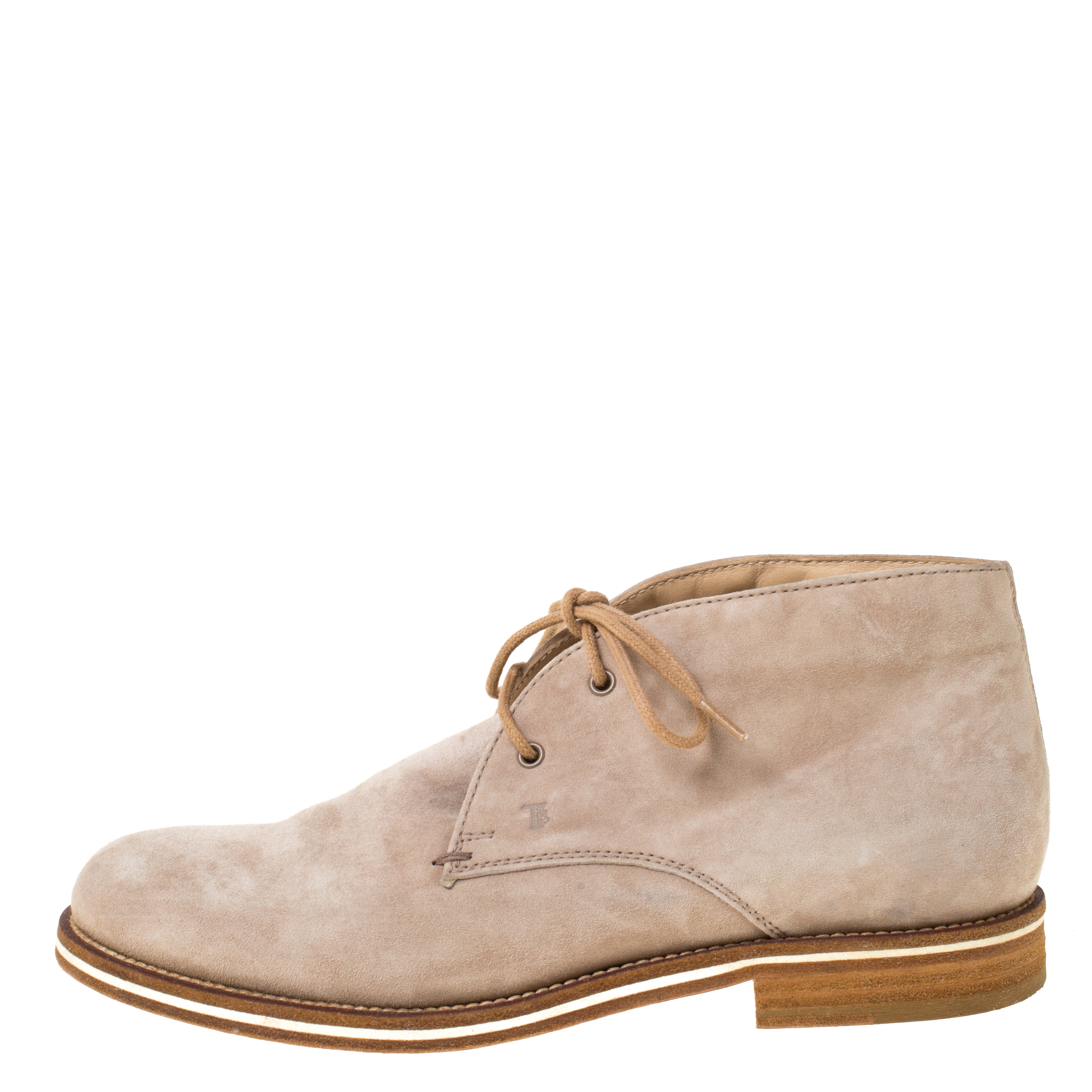 

Tod’s Beige Suede Lace Up Desert Boots Size