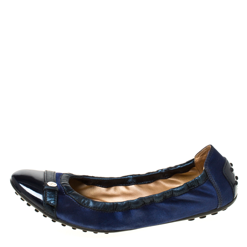 

Tod's for Ferrari Satin and Leather Cap Toe Scrunch Ballerina Flats Size, Navy blue