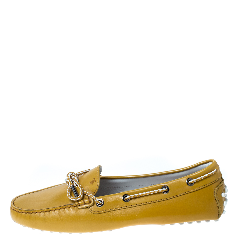 

Tod's Mustard Leather Bow Gommino Loafers Size, Yellow