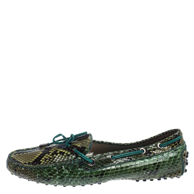 

Tod's Green/Black Python Gommino Bow Loafers Size