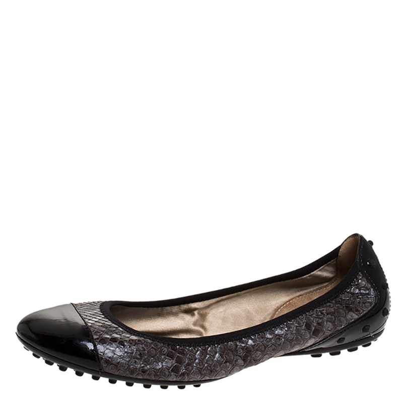 

Tod's Two Tone Python Leather Patent Cap Toe Scrunch Ballet Flats Size, Grey