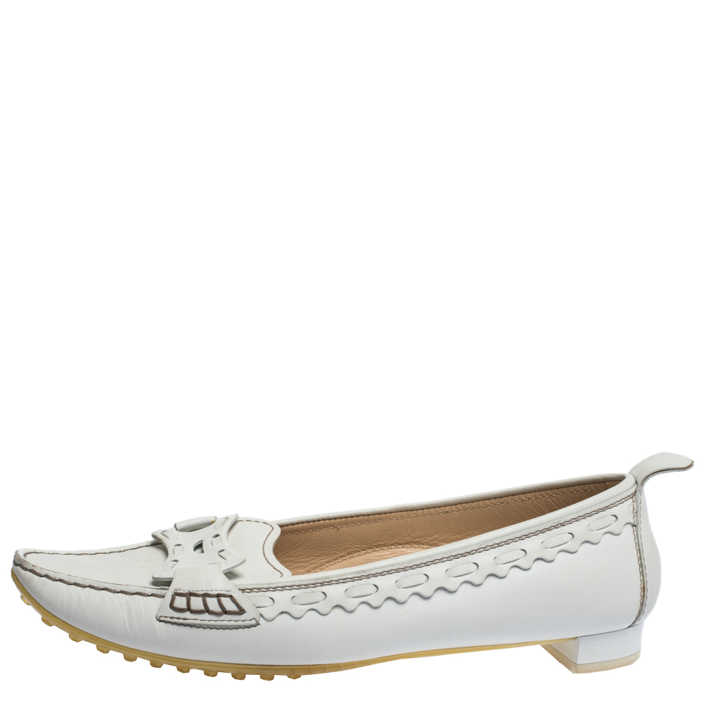 

Tod's White Leather Pointed Toe Slip On Loafers Size