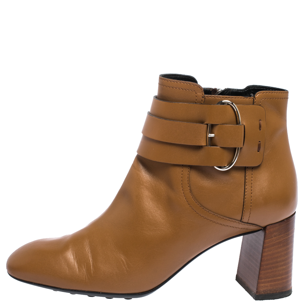 

Tod's Brown Leather Buckle Detail Ankle Booties Size