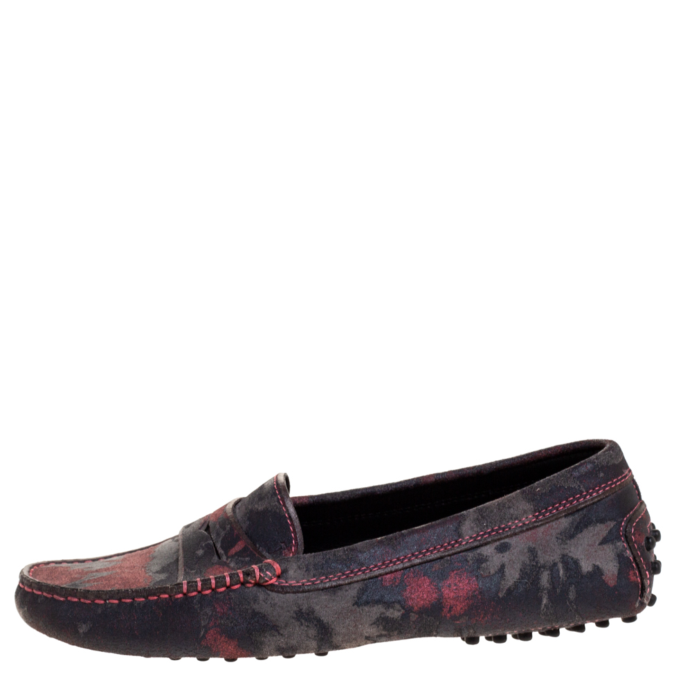 

Tod's Black/Red Printed Leather Penny Loafers Size