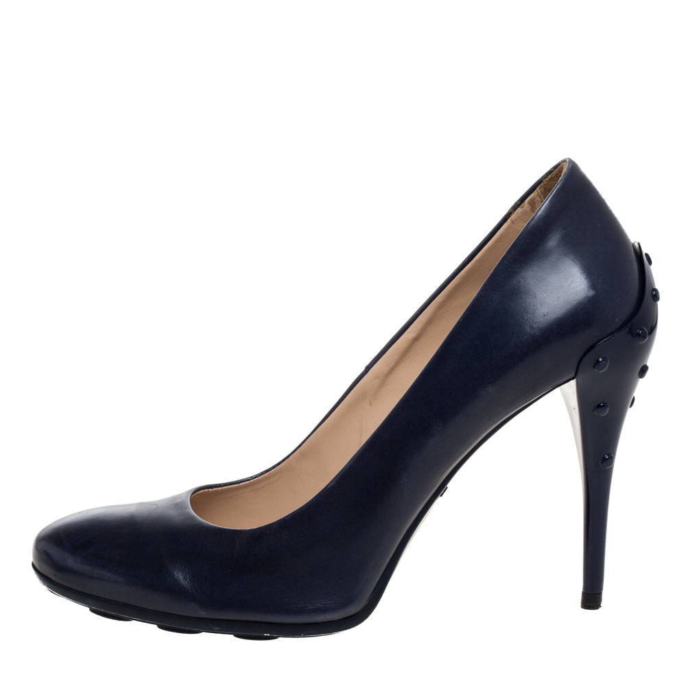 

Tod's Blue Leather Round Toe Pumps Size