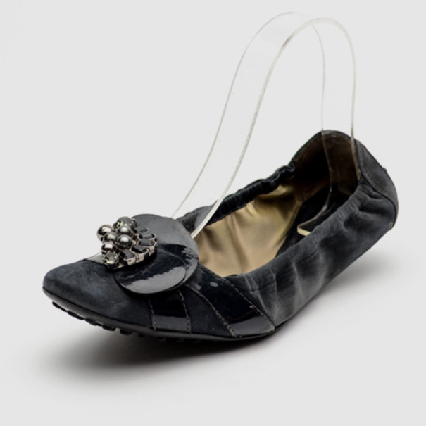 مملوكة مسبقًا Tod's Blue Suede Flower Embellished Square Toe Ballerinas Size 40