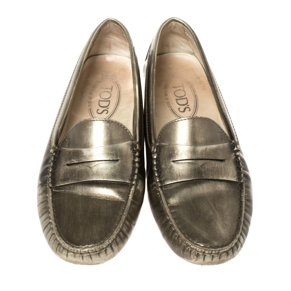 

Tod's Metallic Olive Patent Leather Penny Slip On Loafers Size