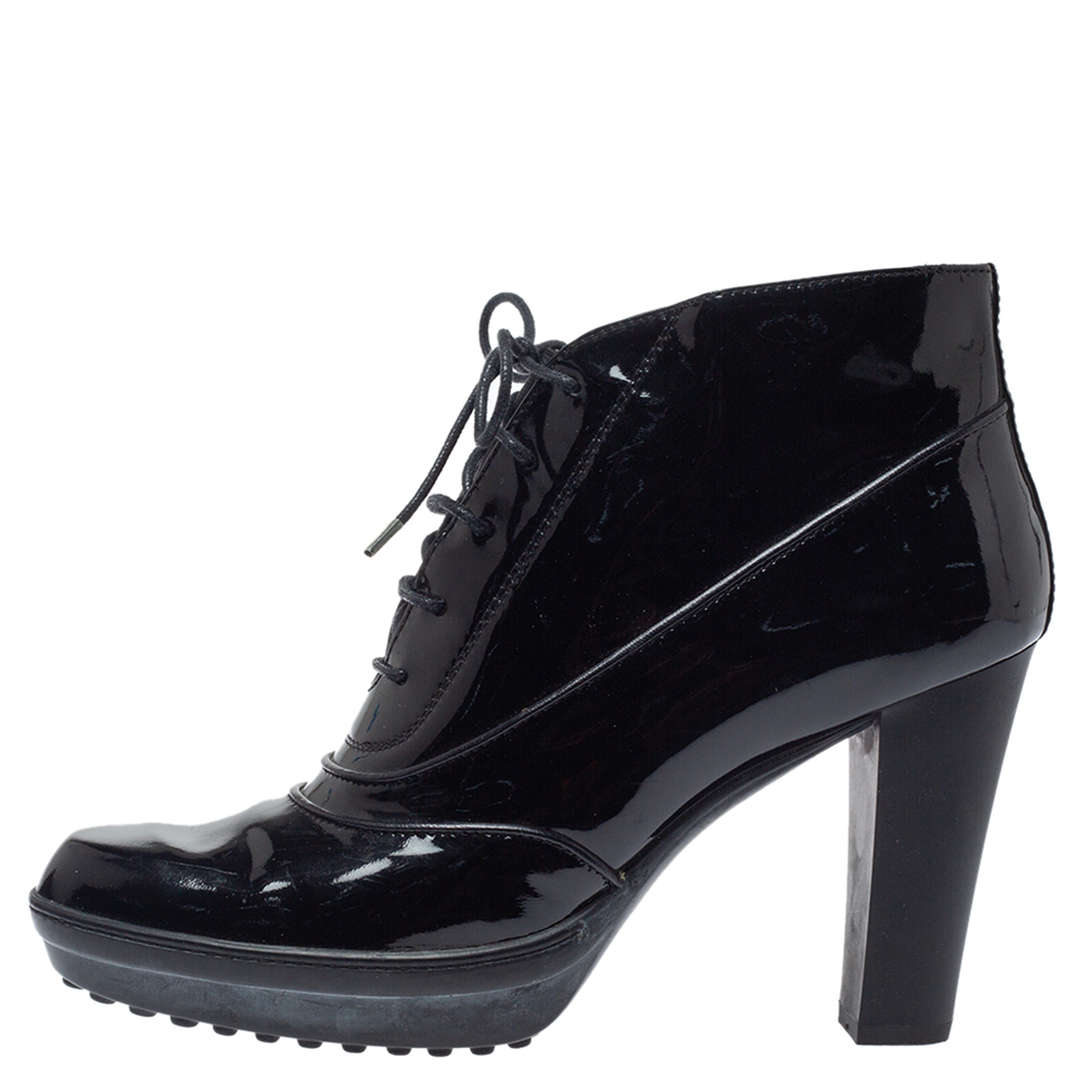 

Tod's Black Patent Leather Lace Up Ankle Boots Size