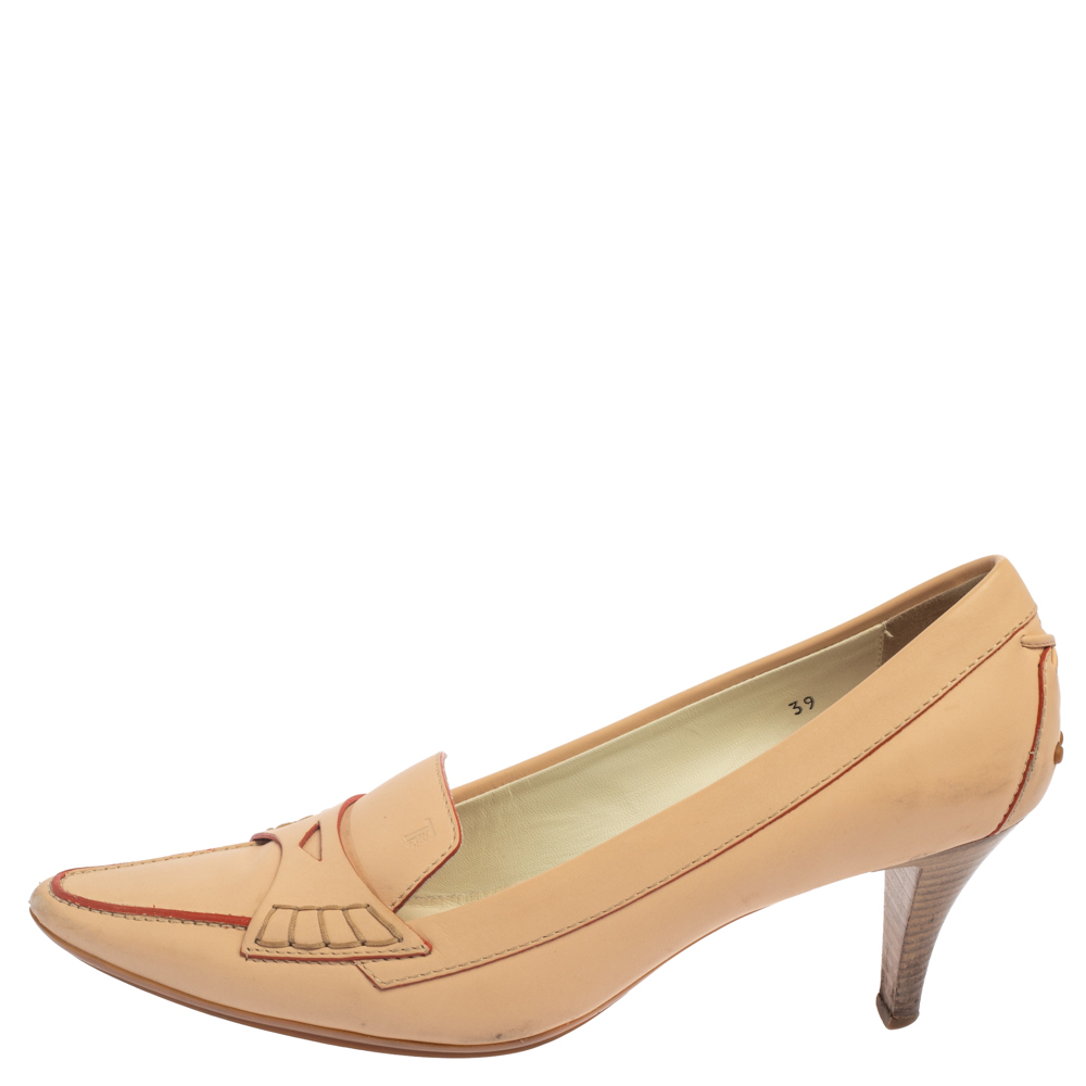 

Tod's Beige Leather Loafer Pumps Size