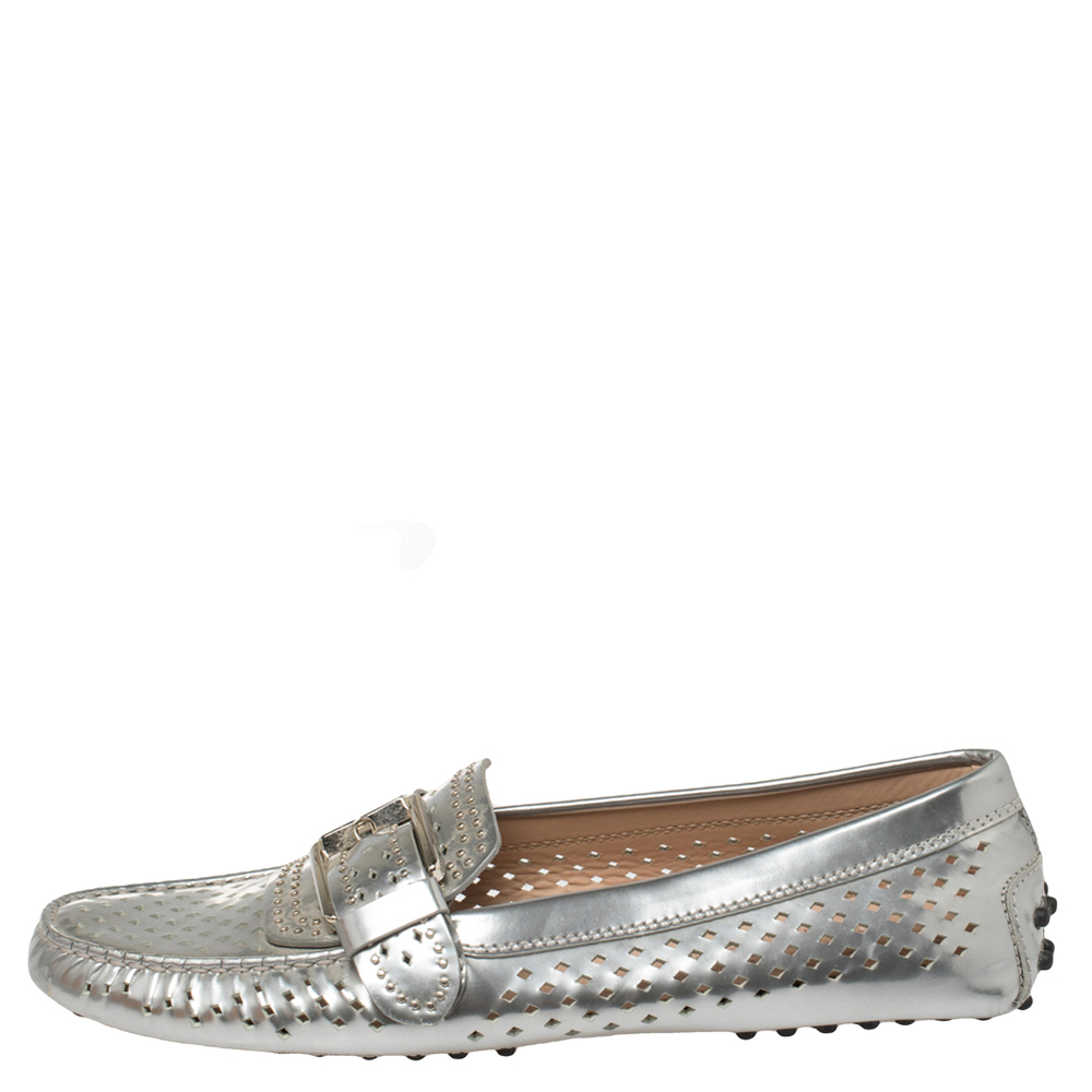 

Tod's Silver Perforated Leather Buckle Loafers Size