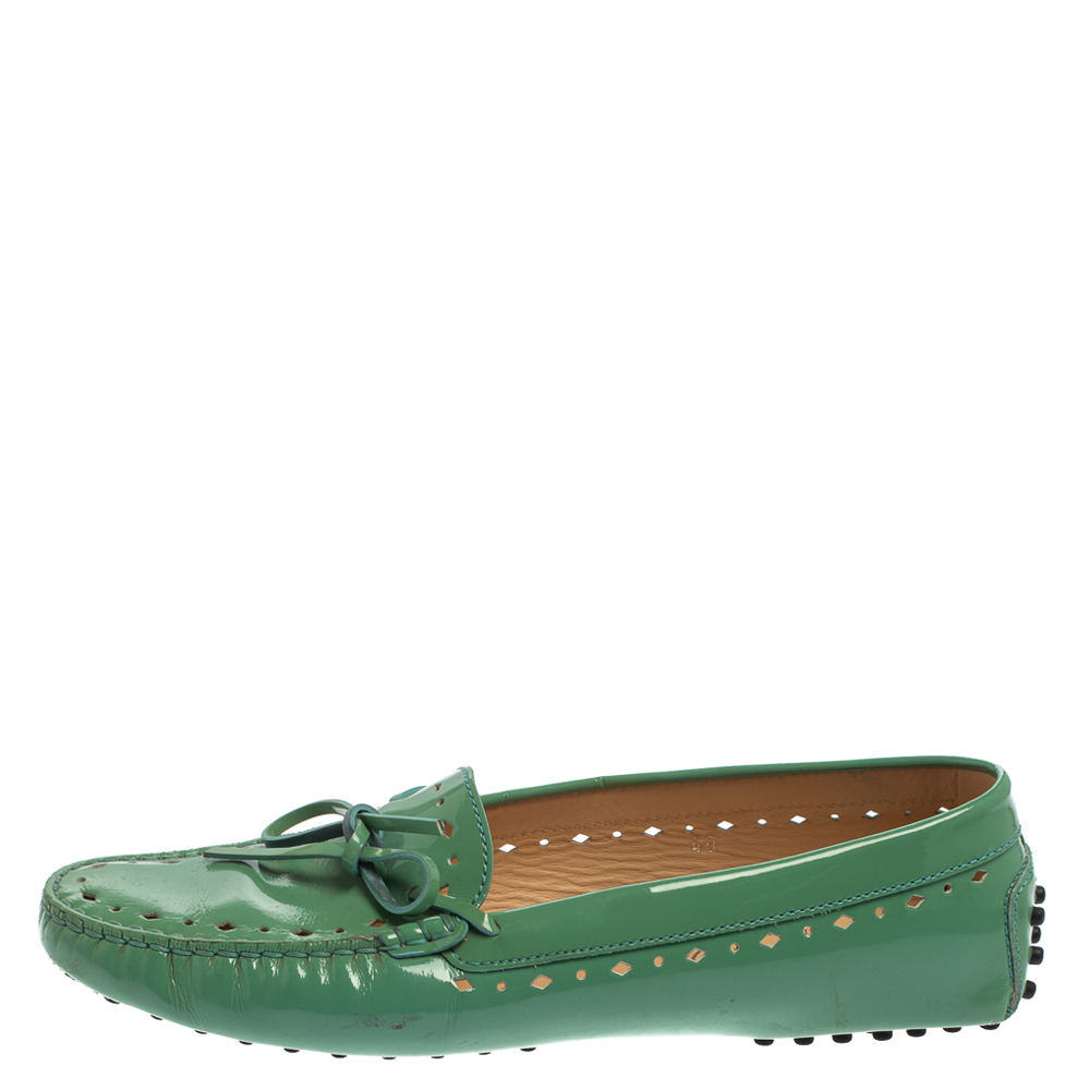 

Tod's Green Patent Leather Bow Slip On Loafers Size