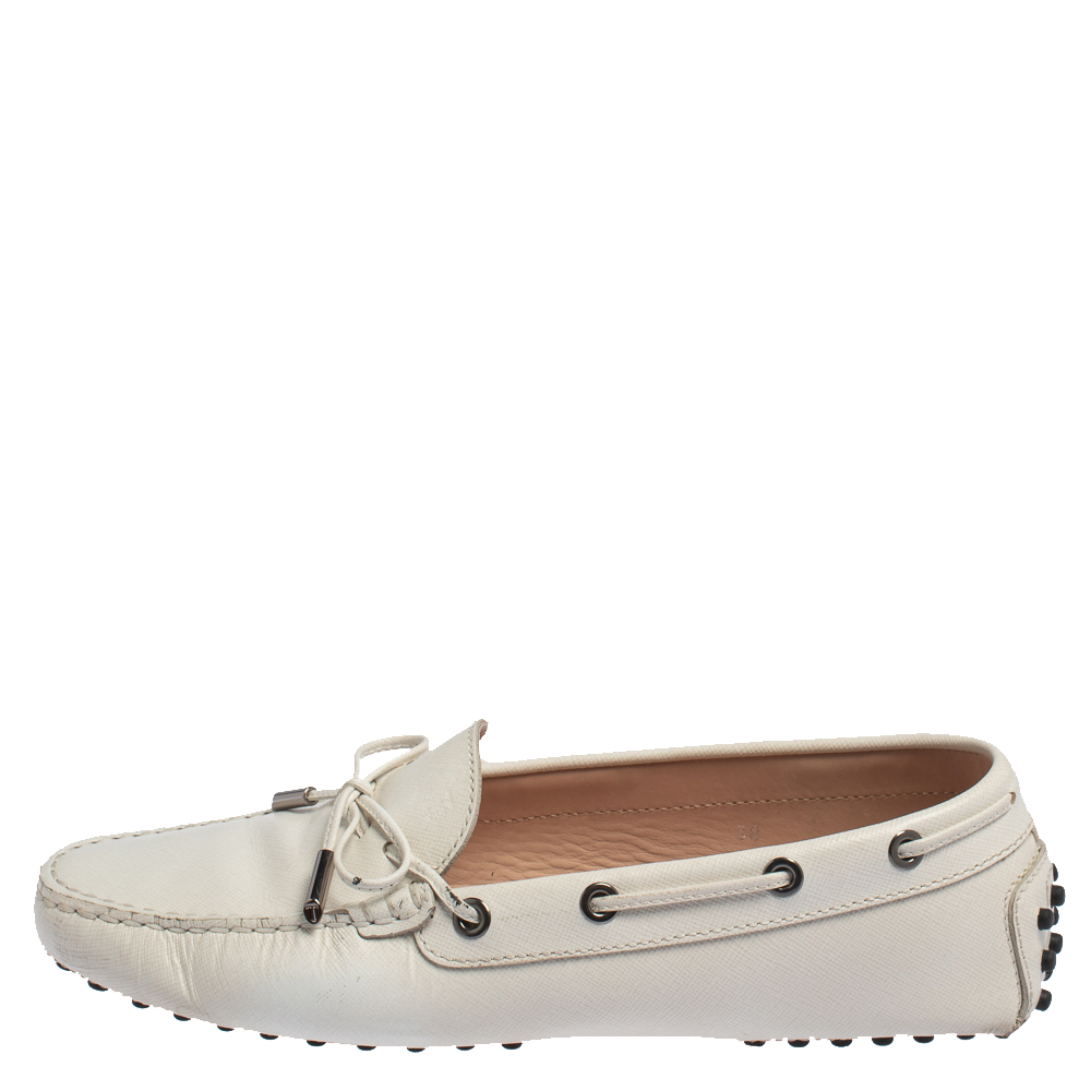 

Tod's White Leather Bow Loafers Size 38
