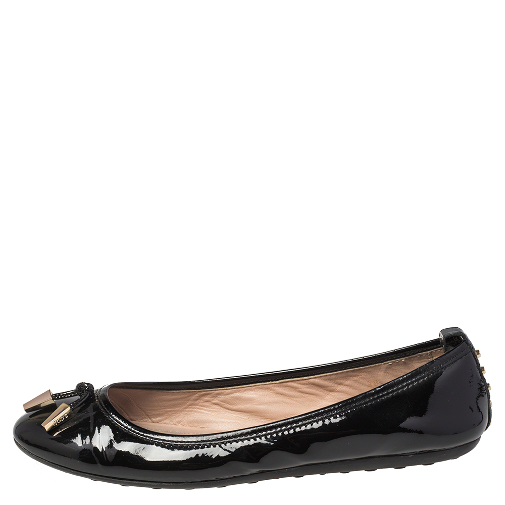 

Tod's Black Patent Leather Studded Ballet Flats Size