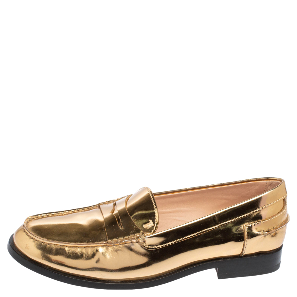 

Tod's Gold Glossy Leather Penny Loafers Size