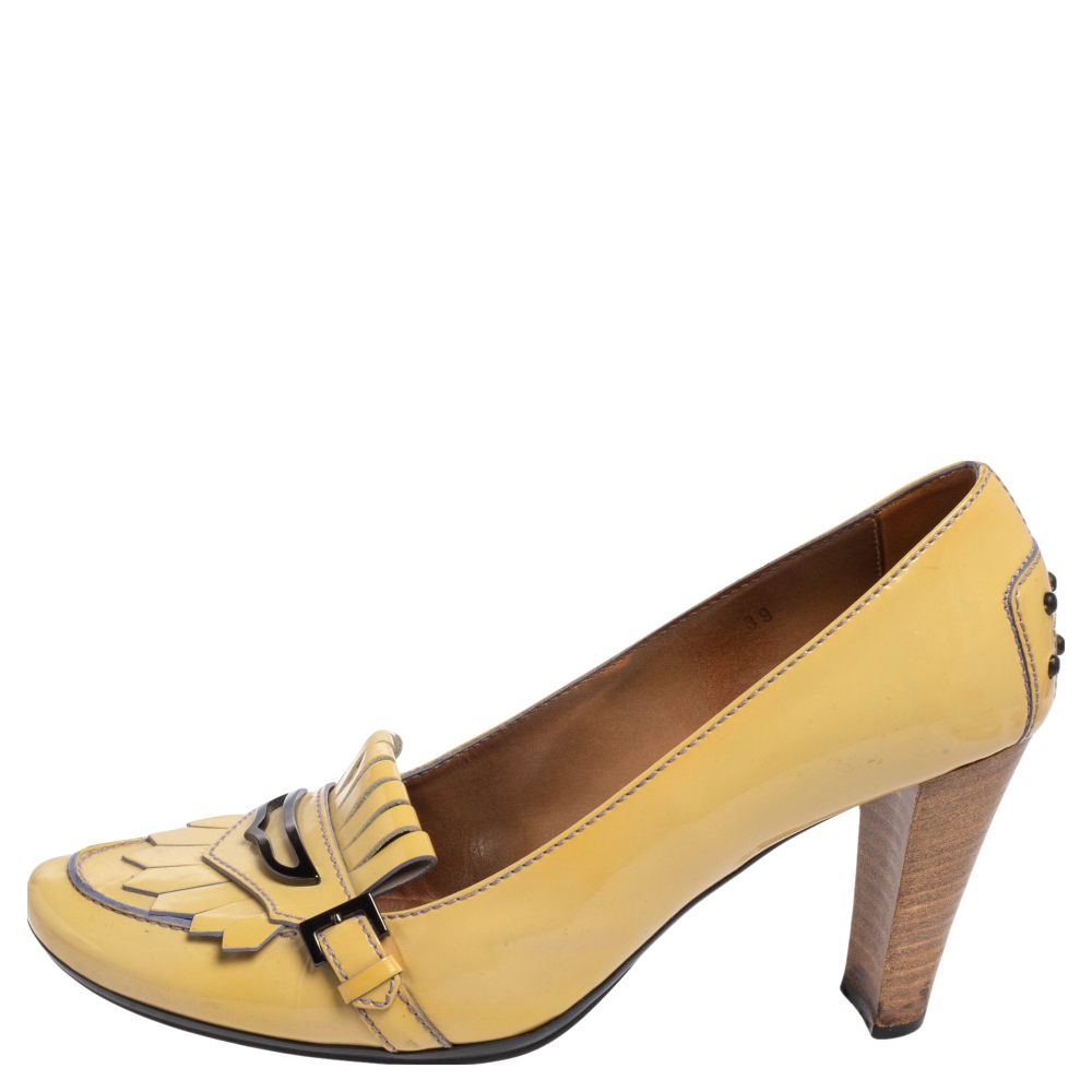 

Tod's Yellow Patent Leather Fringe Loafer Pumps Size